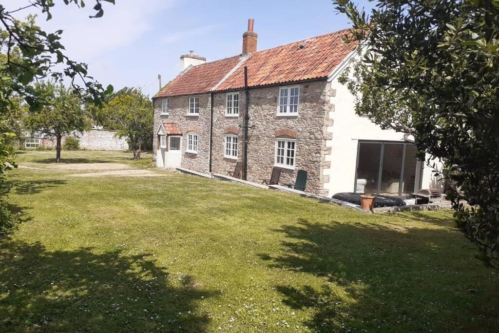 Characterful Cottage Adjacent To An Orchard Brockley Dış mekan fotoğraf